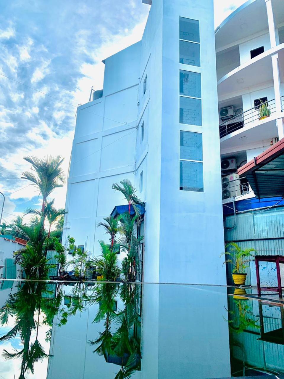 Hotel Nelly 바부니야 외부 사진